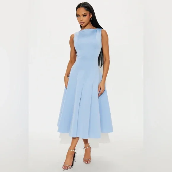 Sweet Sunday Pleated Midi Dress - Picture 1 of 3